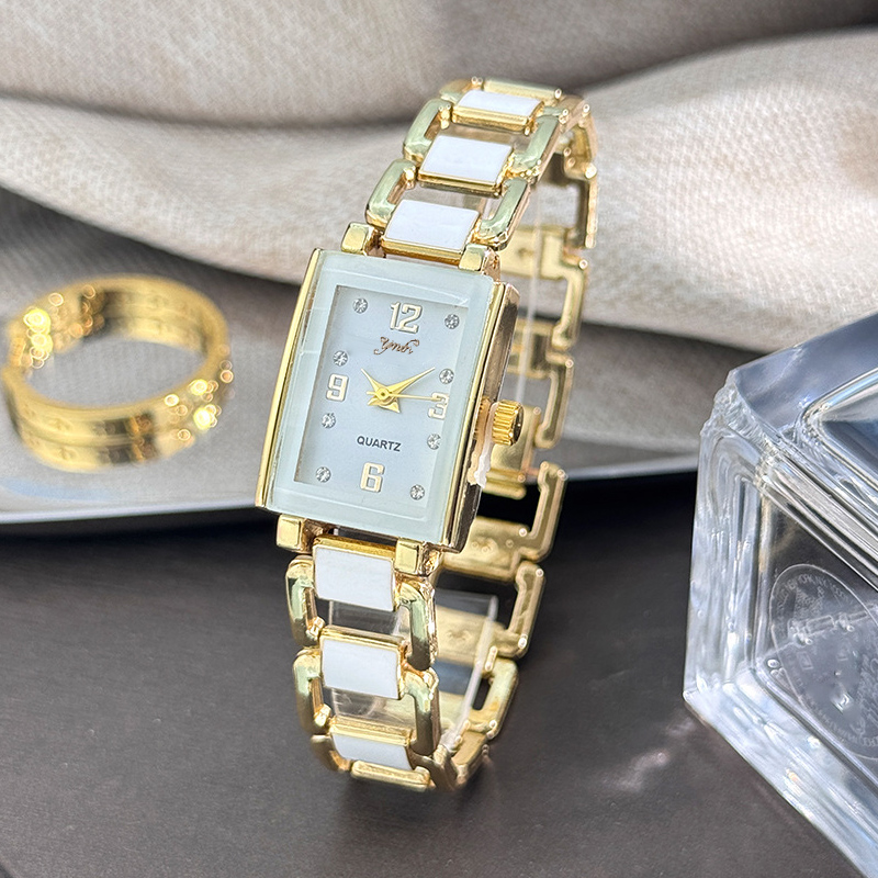 Kadınlar için moda izle versiy - Luxury Watch For Girls incelemesi ve fiyatı
