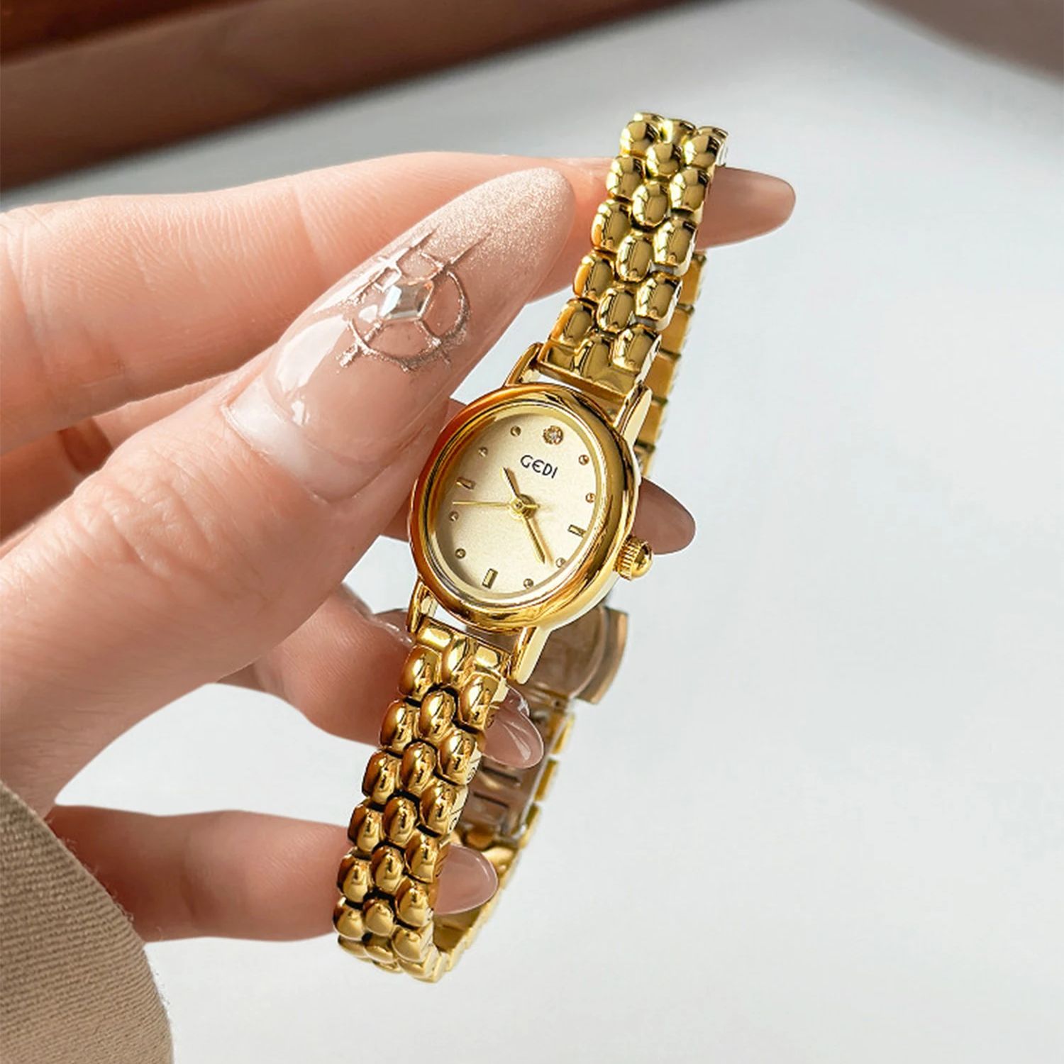 Kadın Orijinal Lüks Marka Saat - Luxury Watch Index incelemesi ve fiyatı