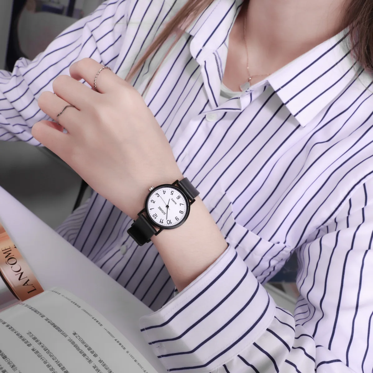 Basit Siyah İzle Kuvars Saatle - Luxury Watch For Girls incelemesi ve fiyatı
